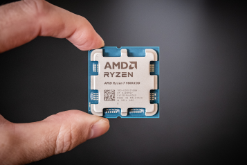 Ryzen 7 9800X3D: Hiệu năng quá ấn tượng, dân buôn đẩy giá gấp đôi sau khi cháy hàng toàn cầu